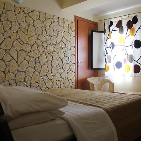 Hotel 106 Sellia Marina Kültér fotó