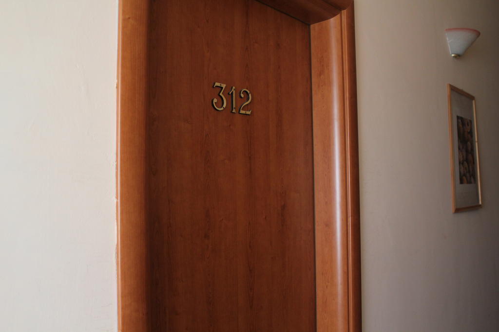 Hotel 106 Sellia Marina Kültér fotó