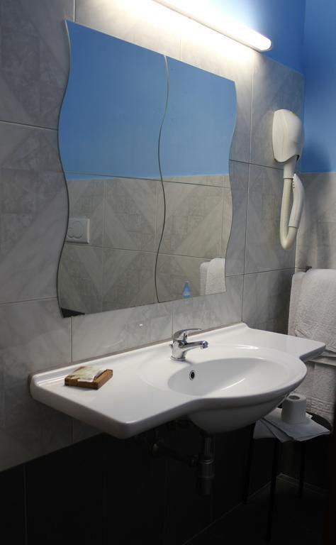 Hotel 106 Sellia Marina Kültér fotó