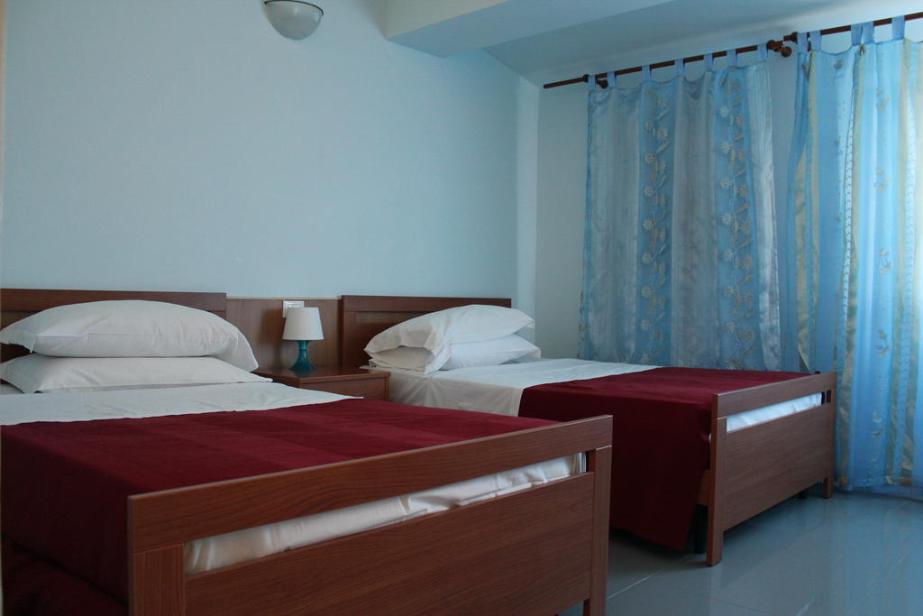 Hotel 106 Sellia Marina Kültér fotó