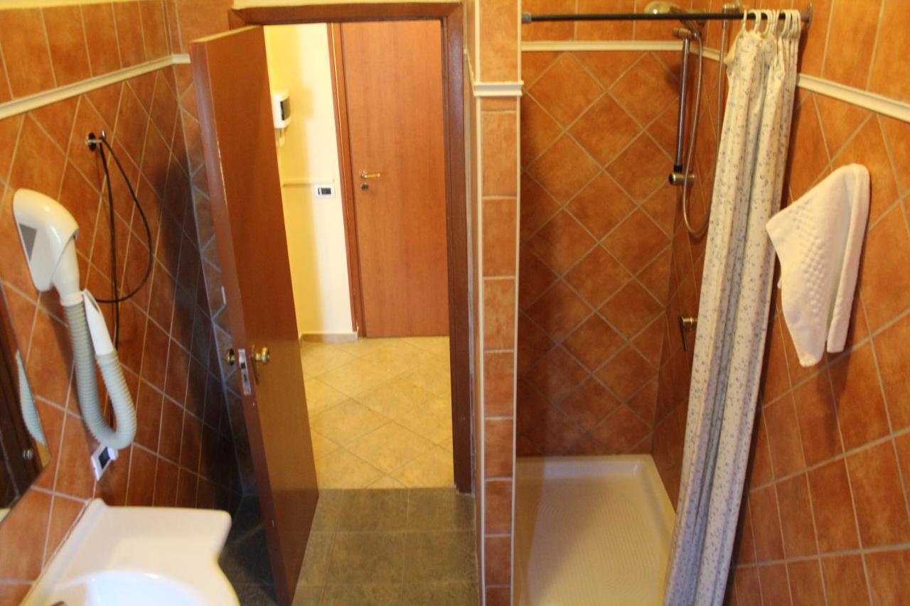 Hotel 106 Sellia Marina Kültér fotó